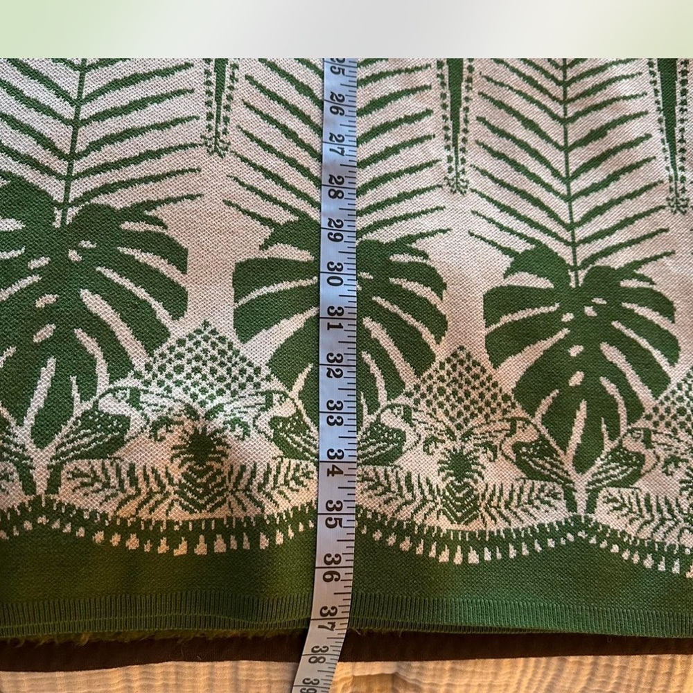 FARM Rio knitted Green and cream Leaf Print Midi Dress - Picture 6 of 8